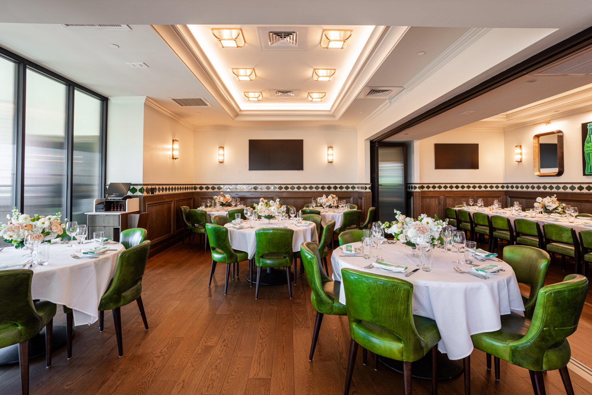 Private Events & Dining Rooms in Burlington, MA - Smith & Wollensky